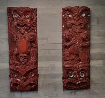 Māori carvings at the New Zealand High Commission in Canberra. (Photo: Oz Kiwi)